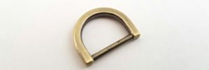 Euro-inspired Bar D-Ring ~ Solid Flat Edge~GY4087