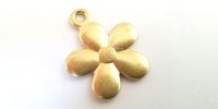 #5 Large Solid Flower Charm (M51SY)