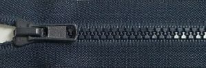 #3 Classic Plastic One Color Molded Teeth Zipper (TA560)