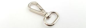 Euro-inspired Swivel Lever Hook GY2474